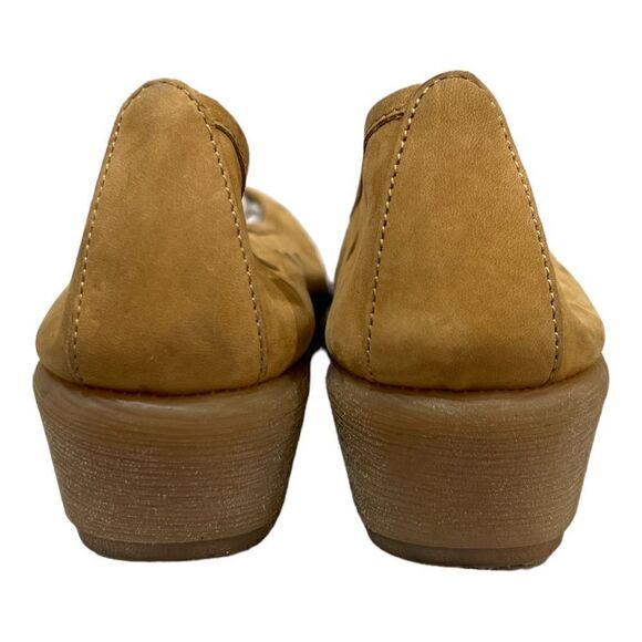 The Flexx Perforated Tan Loafer - Picture 4 of 5